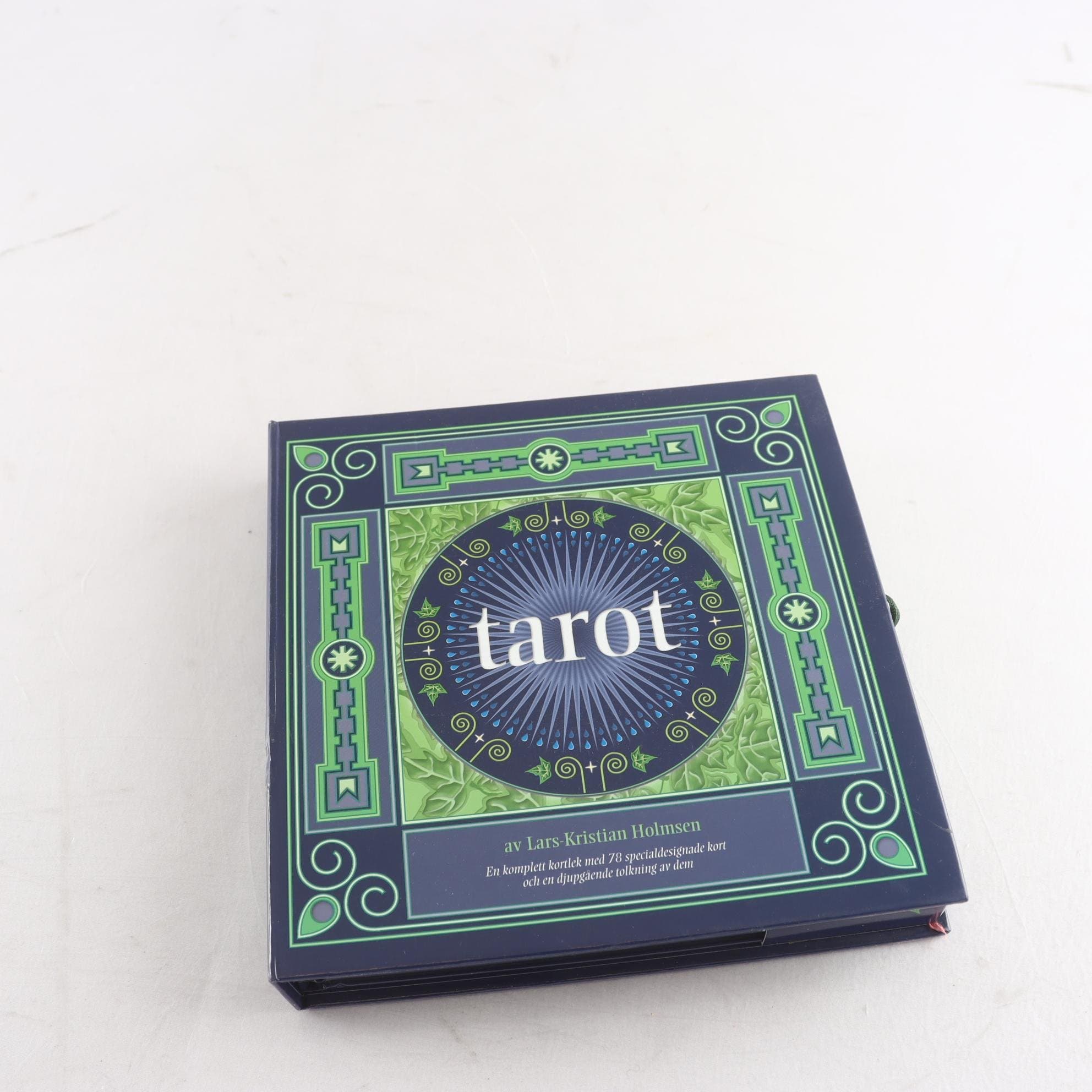 Kort, Tarot, av lars kristian holmsen.